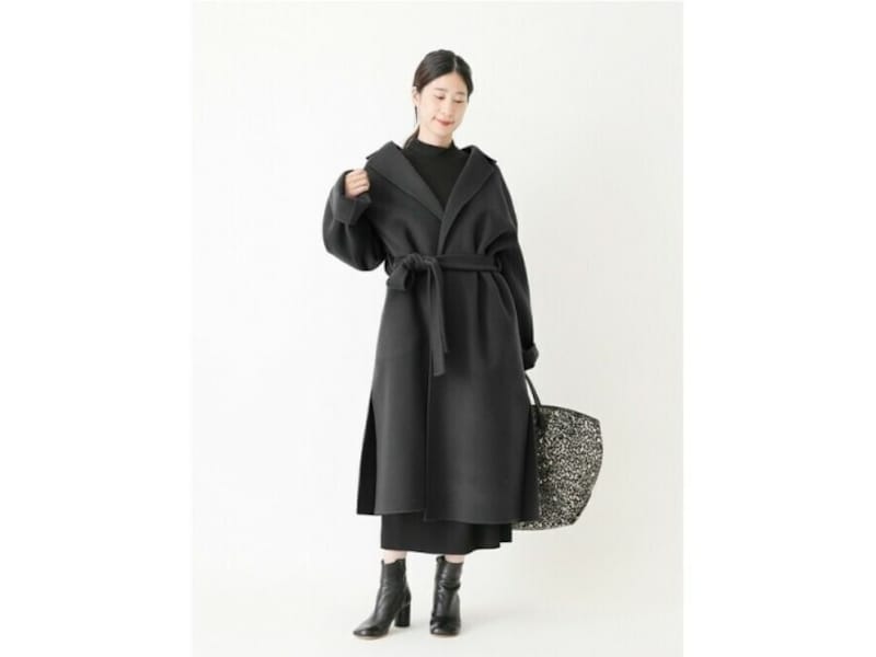帶皮帶的禮服外套是美麗的，并擅長休閑羽絨來源：WEAR
